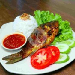 Nasi Ikan Mas Bakar