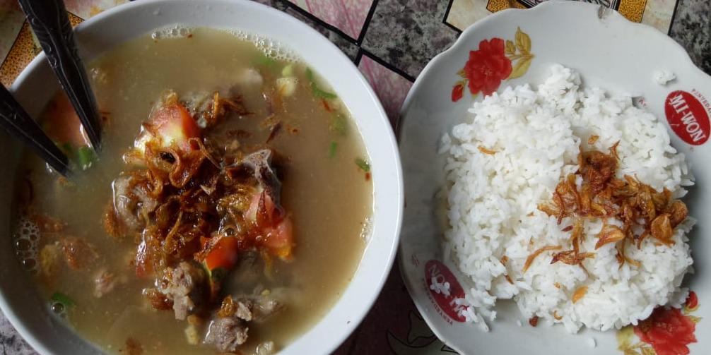 Sate Ayam Pak Toha, Gambir