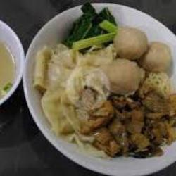 Mie Ayam Pangsit Dan Bakso