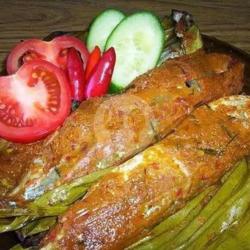 Pepes Ikan Layang