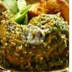 Ayam Geprek Sambel Ijo