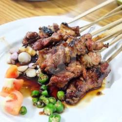 Sate Kambing Muda