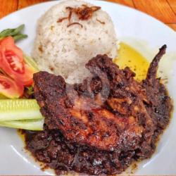 Nasi Ayam Kampung Bumbu Ireng