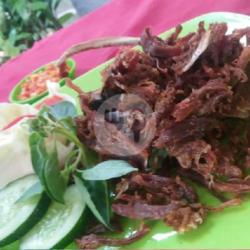 Bebek Goreng Dada Remuk Sambal Korek