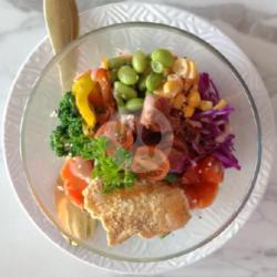 Spicy Salmon Poke Bowl