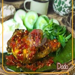 Ayam Penyet Sambel Dadakan