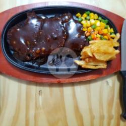 Beef Sirloin 100gr Steak
