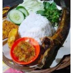 Paket Hemat Lele1  Nasi Tempe Tahu