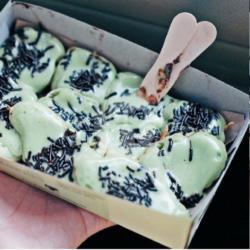 Kue Cubit Greentea Mises