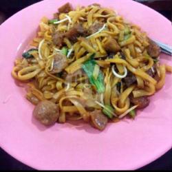 Mie Ktiaw  Bakso Plus Telor