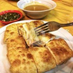 Martabak Roti Telur Kari Ayam