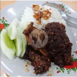 Nasi Bebek Paha Bawah Bumbu Hitam Sambel Ijo