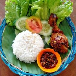 Ayam Bakar Paha   Nasi  Es/hangat