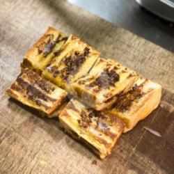 Roti Bakar Caramel