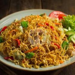 Mie Goreng Tektek Bakso Telur