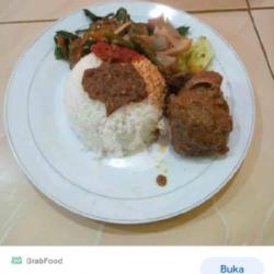 Nasi Padang Kampung  Rendang Ati Ampela