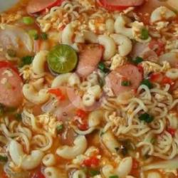 Seblak Macaroni   Sosis   Mie   Kerupuk Udang