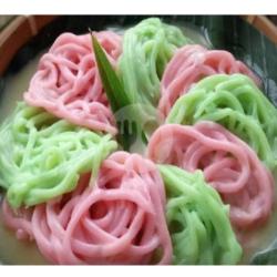 Kue Putu Mayang