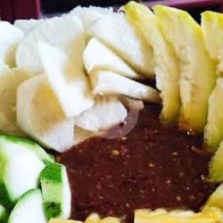 Rujak Mangga Kedondong Bengkoang Sambal Kacang