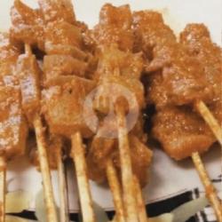 Sate Kikil   Lontong