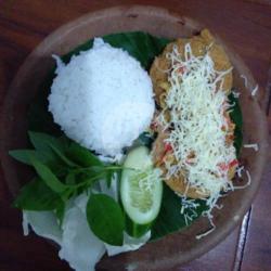 Telur Geprek Keju Mbok Yem   Nasi