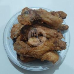 Pala Ayam Goreng