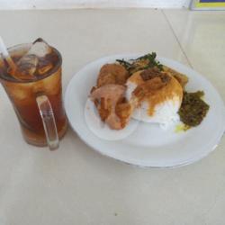 Nasi Ayam Bakar   Perkedel   Es Teh Manis