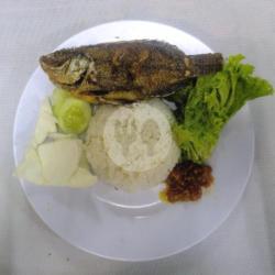 Nasi   Pecel Nila