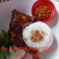 Lalapan Nasi Uduk Ayam Bakar