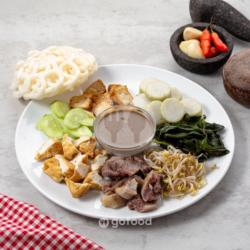 Rujak Cingur Khas Jawa Timur