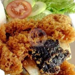 Iga Kremes Tanpa Nasi Tempe Mendoan Lalapan