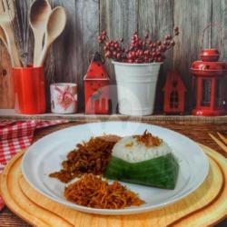 Nasi Uduk   Balado Teri Medan Dan Kacang