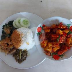 Nasi Sambel Udang Kentang