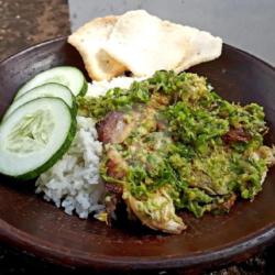Nasi Ayam Geprek Cabe Ijo   Es Teh