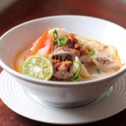 Soto Campur (daging,kaki)