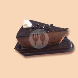 Triple Coklat Cake