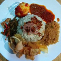 Nasi Gurih   Telur Bulat,, Pasti Enak