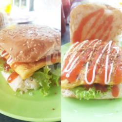 Burger Telur Dadar Jumbo