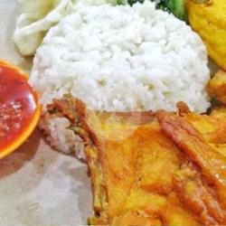 Nasi   Ayam Dada Goreng   Ati Ampela