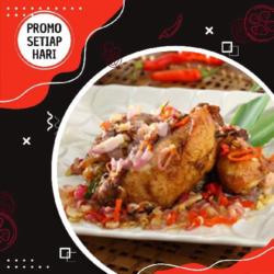 Ayam Goreng Lalapan Sambal Matah