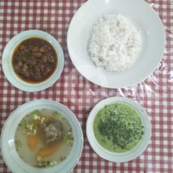 Paket Nasi   Saksang Babi