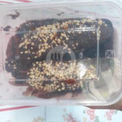 Banana Crunchy Coklat Toping Kacang