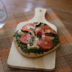 Pesto Pizza Vegan (small)