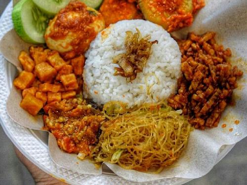 Nasi Uduk Mimi Cimone