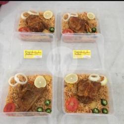 Nasi Kabsah Ayam Porsi Kenyang Banget