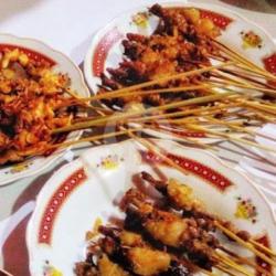 10 Tusuk Sate Kambing Asin Pedas