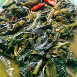 Cah Kangkung Teri ( Non Terasi)