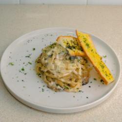 Truffle Mushroom Fetucinni