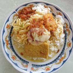 Nasi Kari Telor