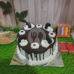 Paket Lengkap Kue Ultah Coklat Siram Oreoo Uk20x20fre